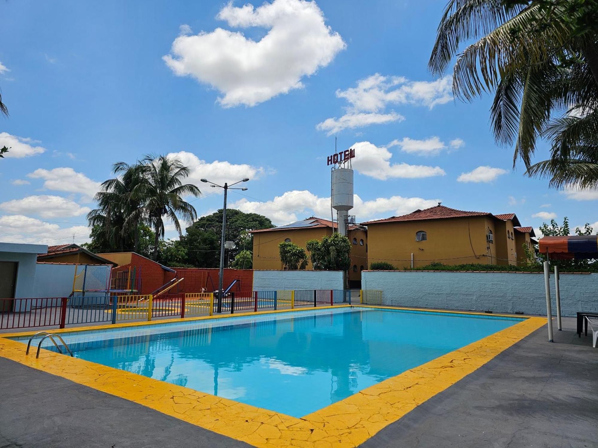 Esplanada Hotel Paraguacu Paulista Exterior photo
