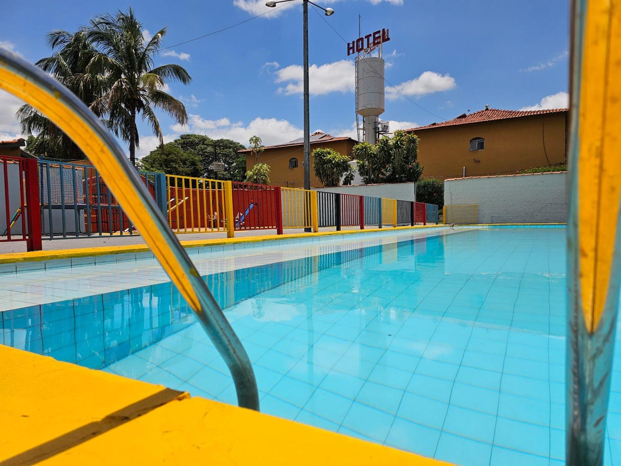 Esplanada Hotel Paraguacu Paulista Exterior photo