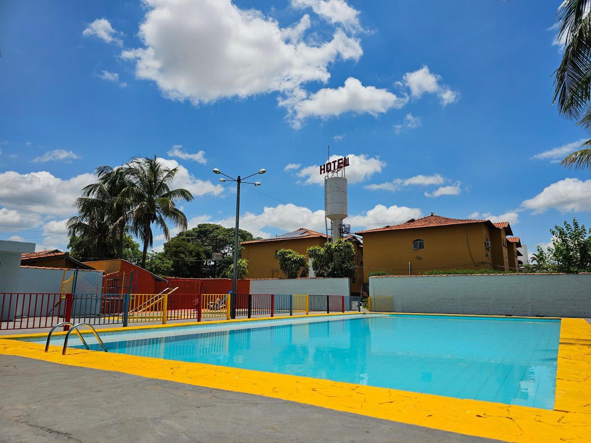 Esplanada Hotel Paraguacu Paulista Exterior photo